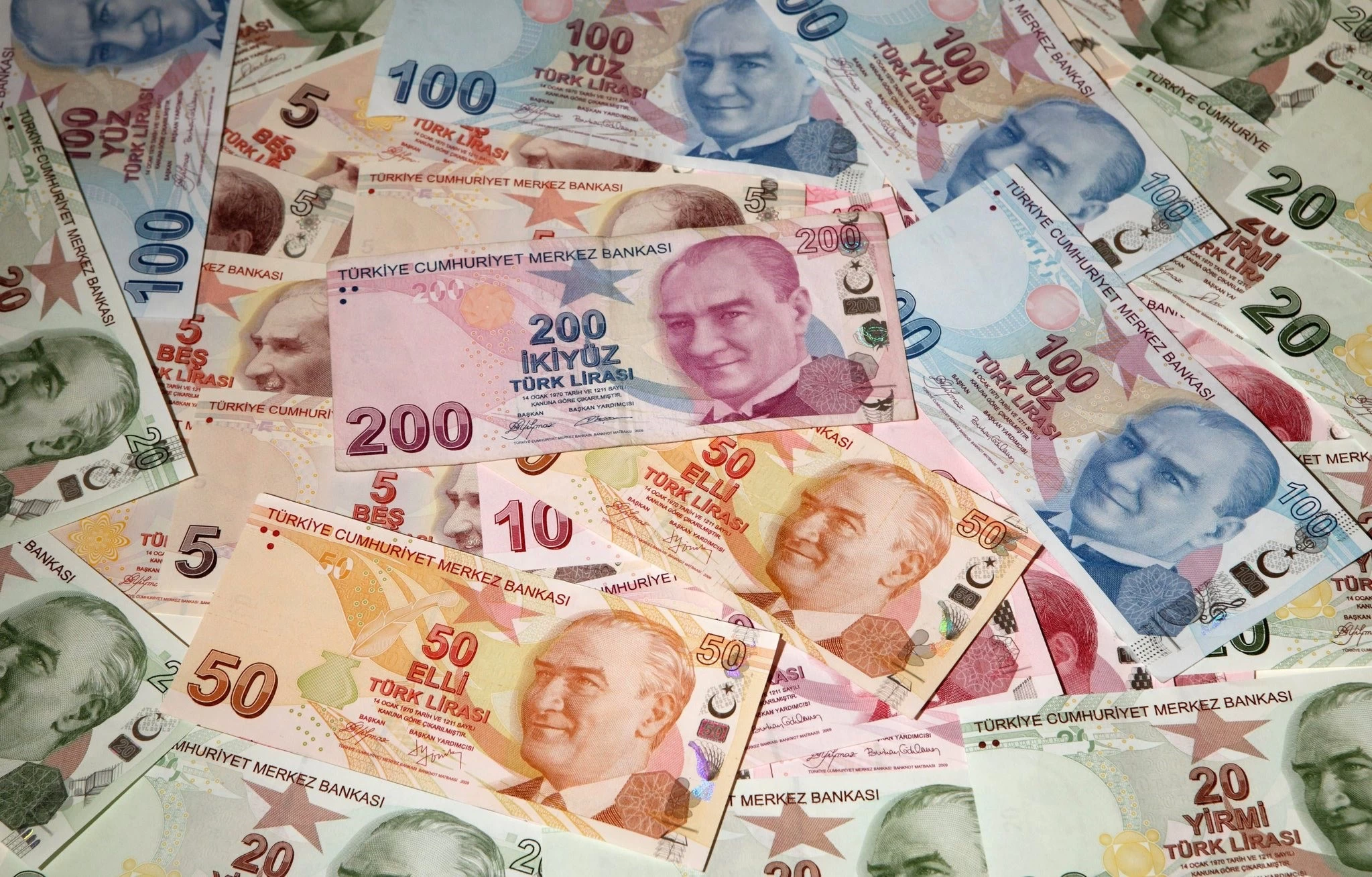 Bankaların ihtiyaç kredilerinde alacaklı listesi genişledi